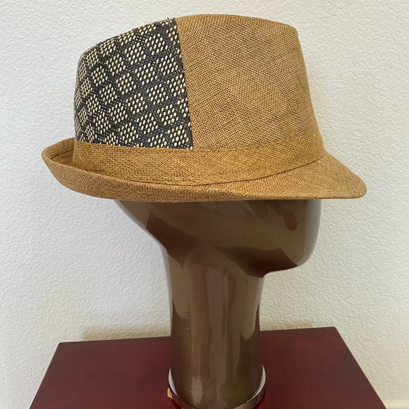 Fedora w/Tiare Flower - Picture 5 of 6